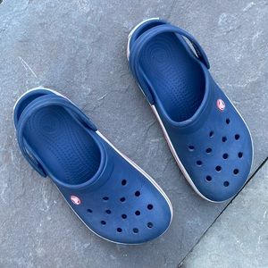 Crocs Women’s 9 / Men’s 7